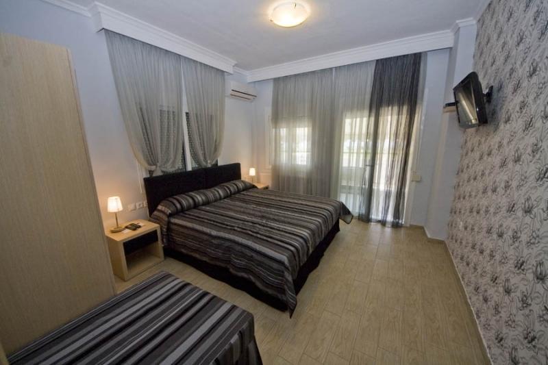 Hotel Horizontas Nea Plagia Pokoj fotografie